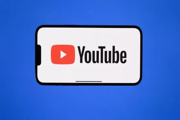 YouTube cập nhật chính sách mới để kiểm soát video AI kém chất lượng